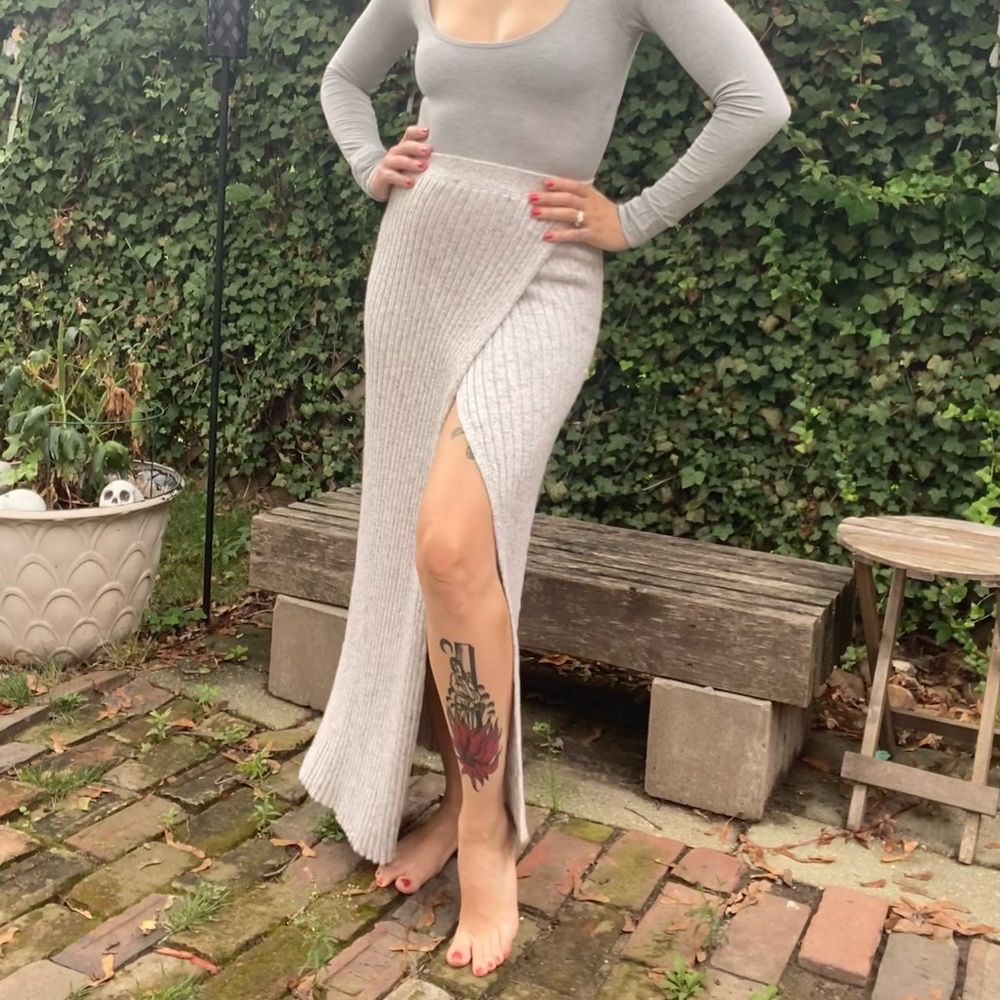 Free People Sweater Skirt will fit Size 4-8